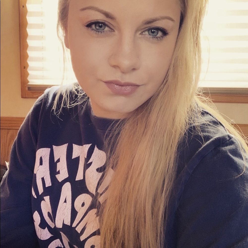 Meet your Posher, Lindsay